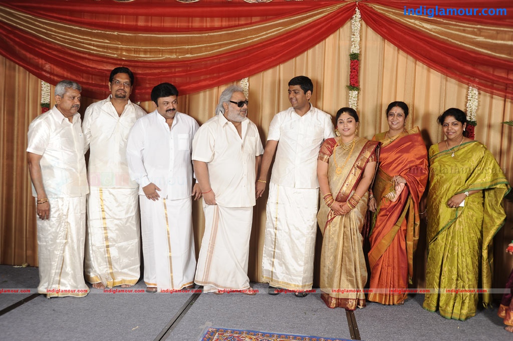 Satheesh and Anjali Engagement Event hd photo