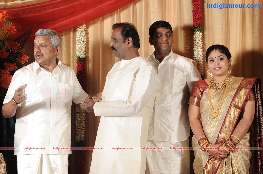 Satheesh and Anjali Engagement Event hd photo