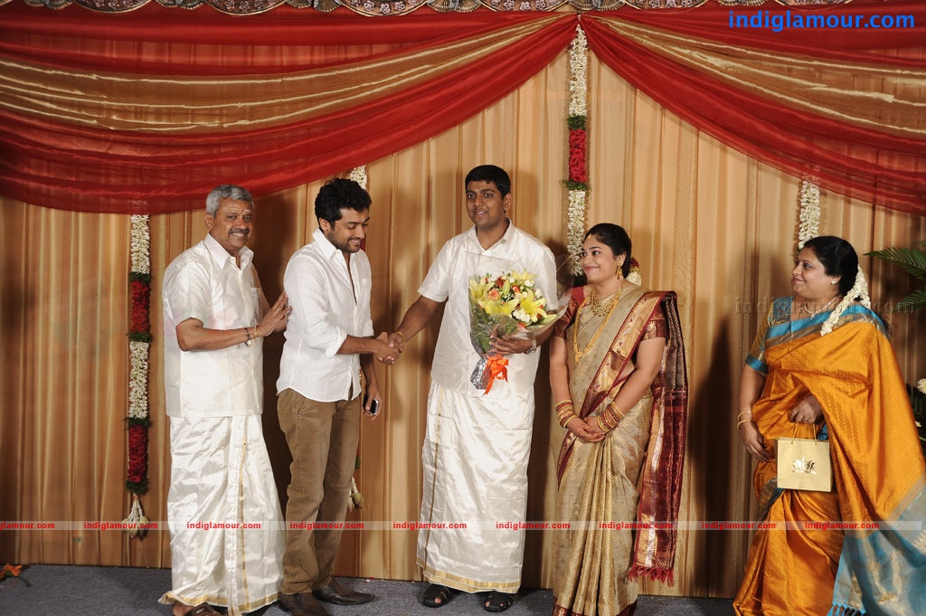 Satheesh and Anjali Engagement Event hd photo