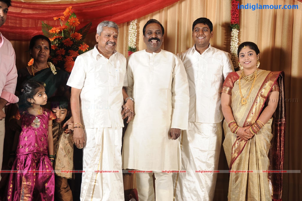 Satheesh and Anjali Engagement Event hd photo