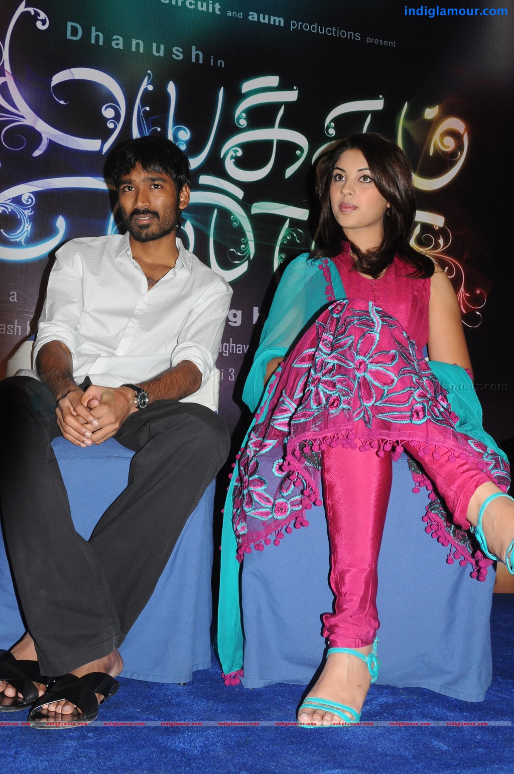 Mayakkam Enna Press Meet Event hd photo