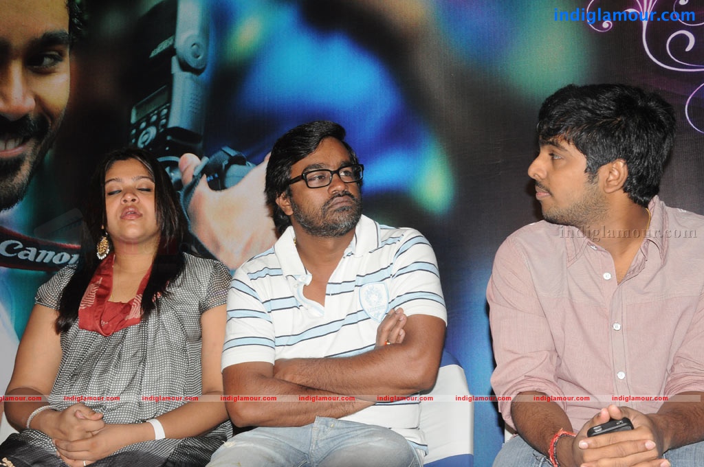 Mayakkam Enna Press Meet Event hd photo