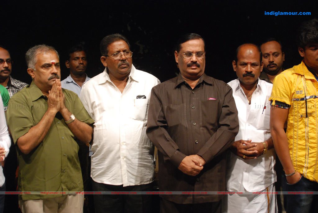 Oru Nadigayin Vakku Moolam Movie Launch Photos Event hd photo
