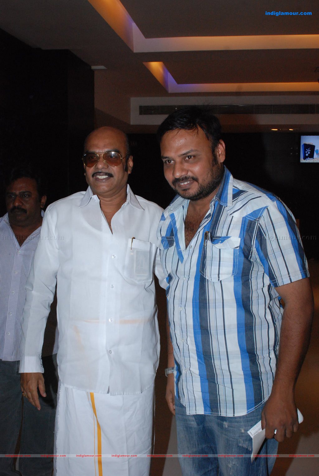 Deiva Thirumagal Premier Show Photos Event hd photo