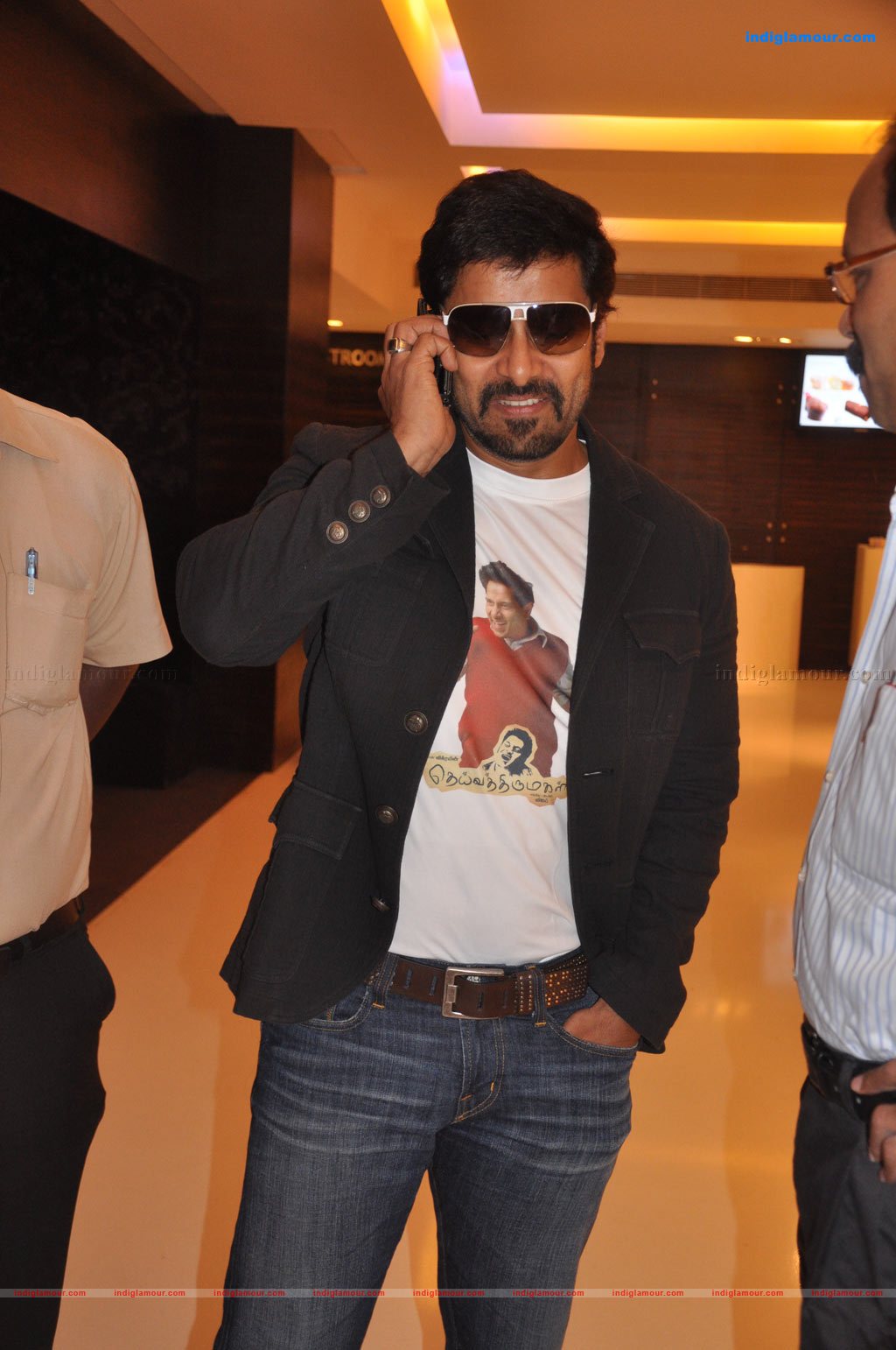 Deiva Thirumagal Premier Show Photos Event hd photo