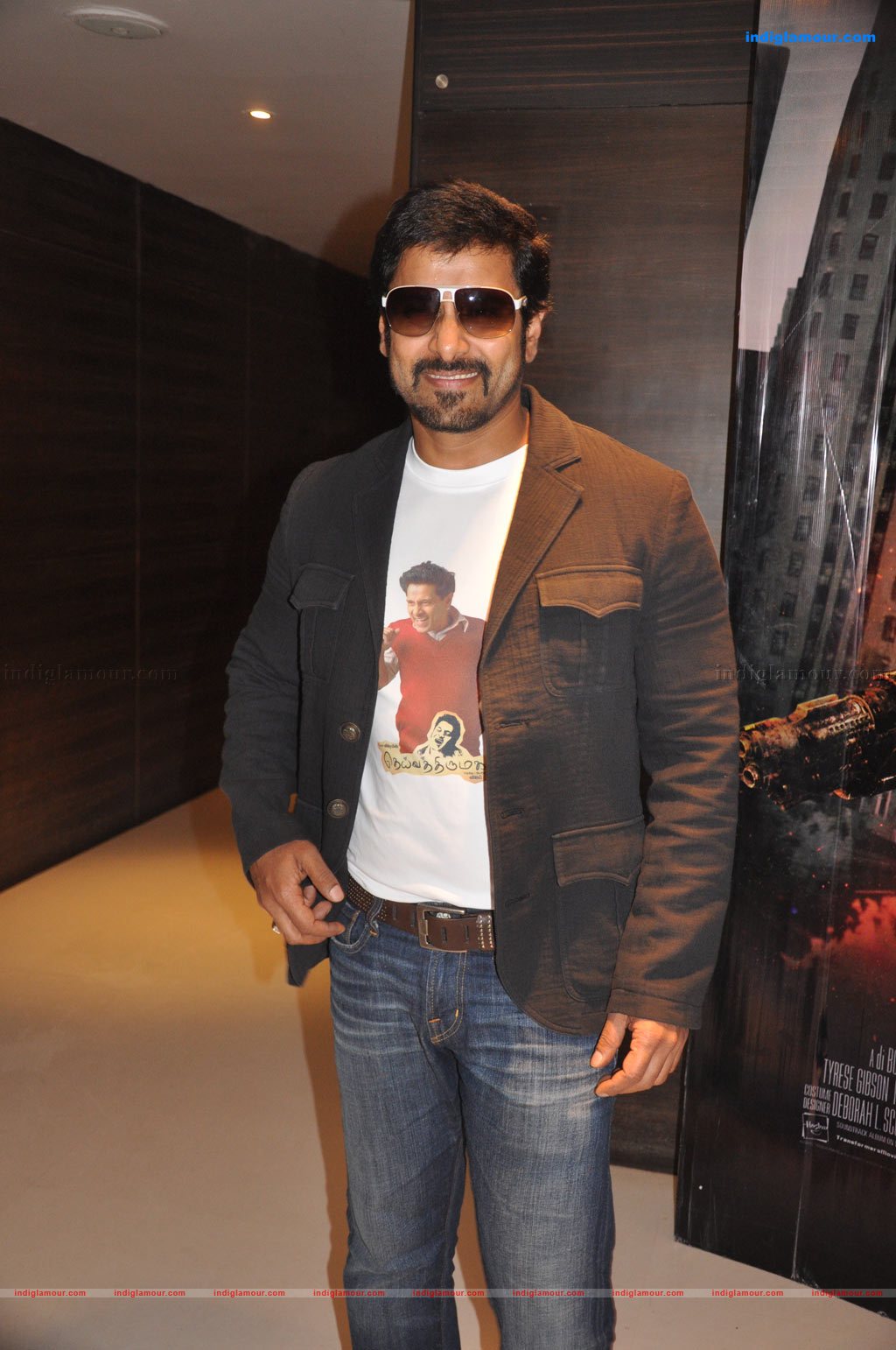 Deiva Thirumagal Premier Show Photos Event hd photo