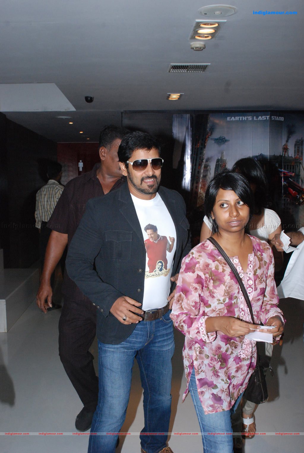 Deiva Thirumagal Premier Show Photos Event hd photo