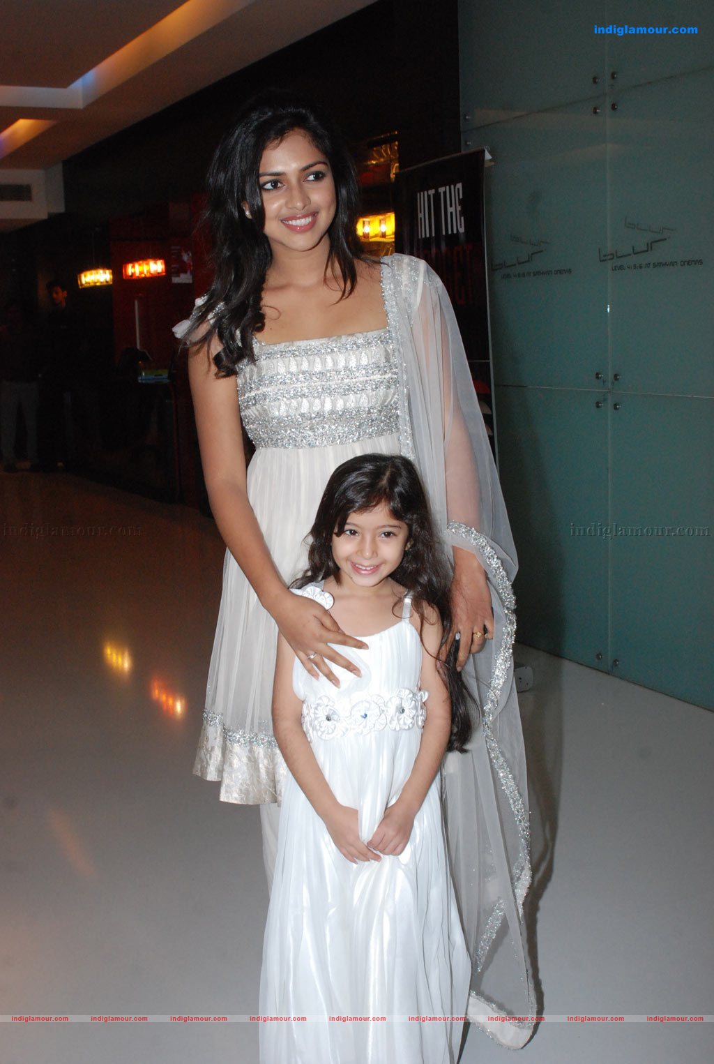Deiva Thirumagal Premier Show Photos Event hd photo