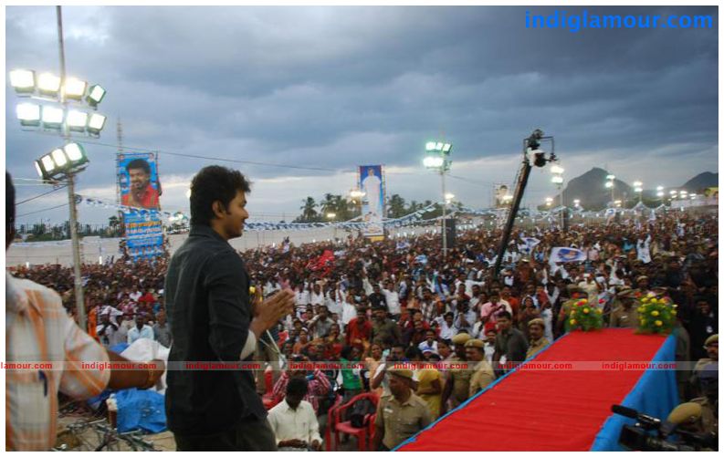 Ilayathalapathy Vijay At Selam Meeting Event hd photo