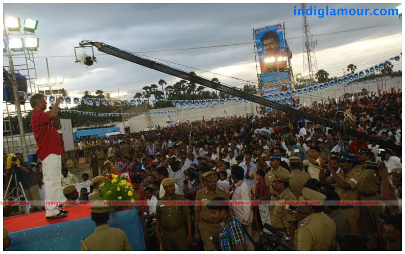 Ilayathalapathy Vijay At Selam Meeting Event hd photo