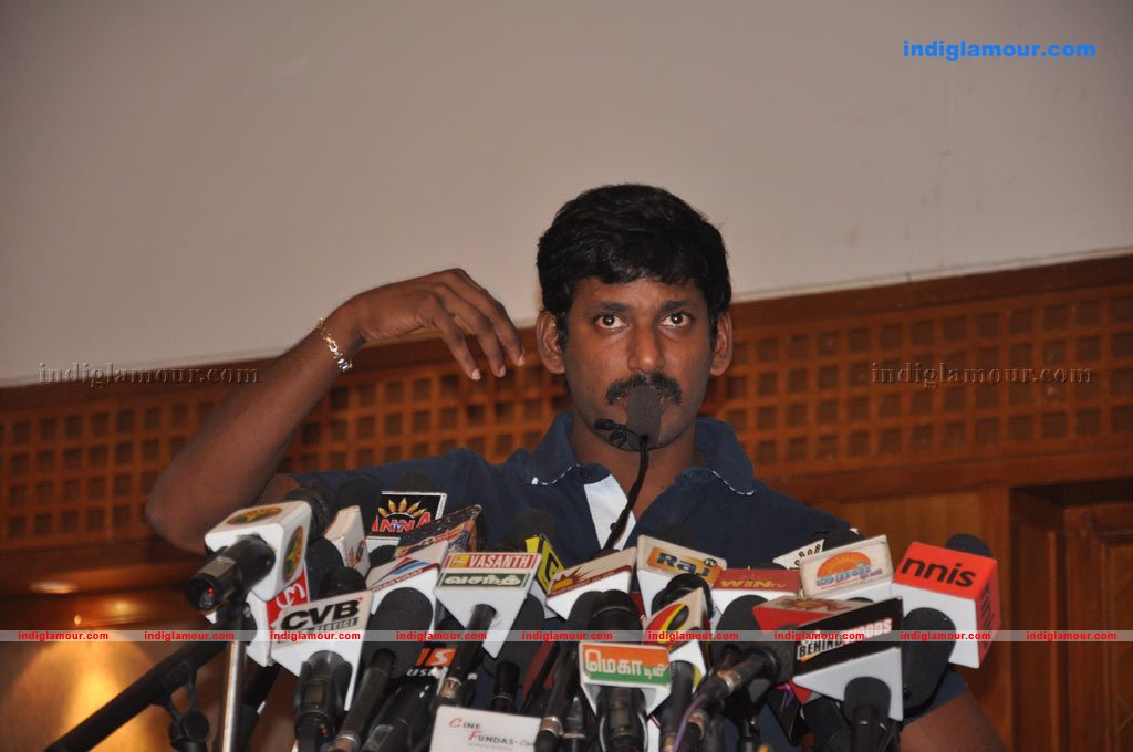 Avan Ivan Movie Success Meet Event hd photo