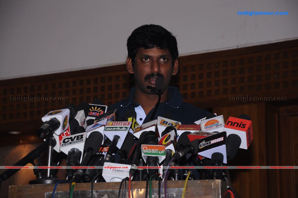 Avan Ivan Movie Success Meet Event hd photo