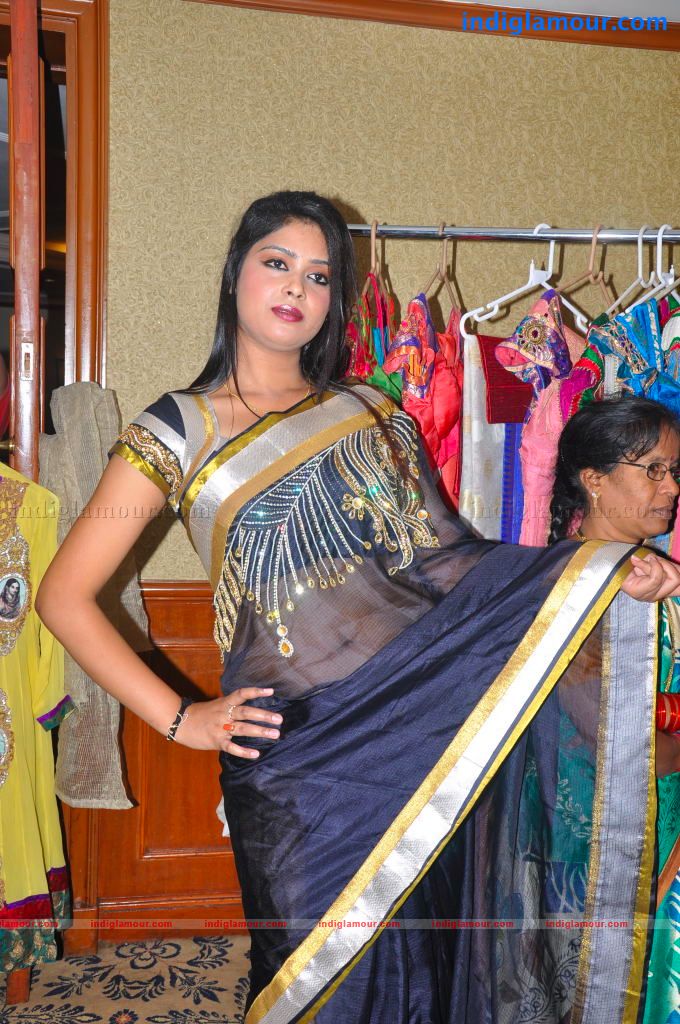 Roja and Hot Models at Chettinads Ethnic Touchz New Showroom Event hd photo