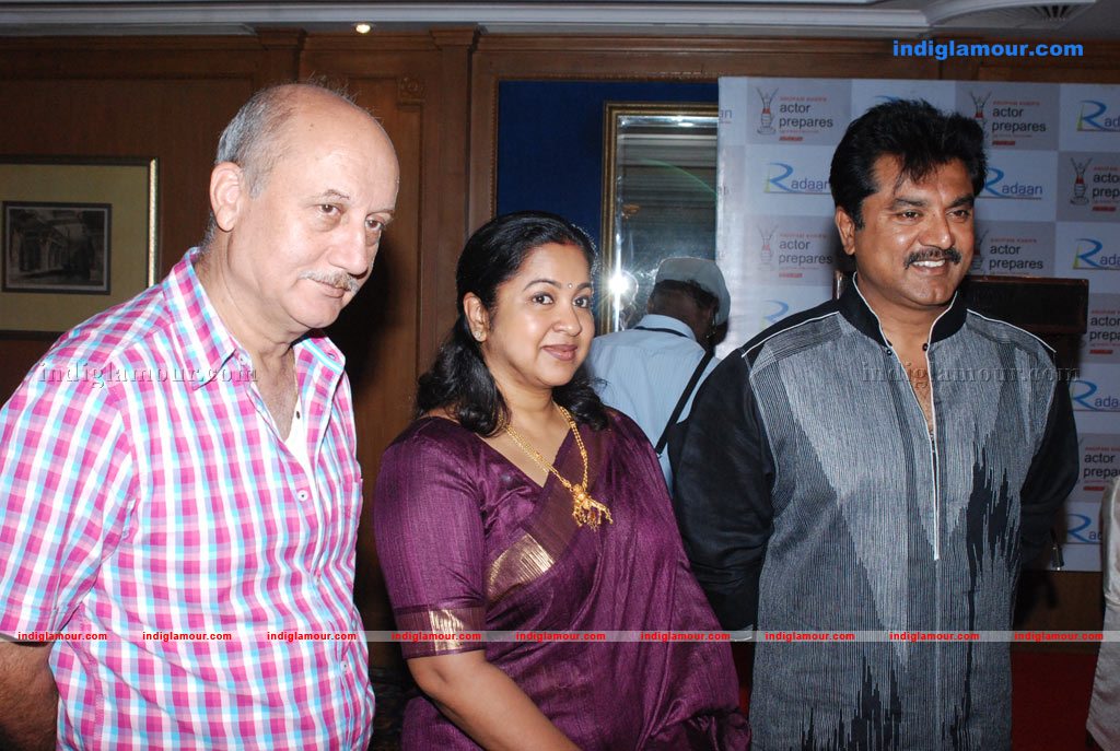Radaan Mediaworks Promoted by Radikaa Sarath Kumar Event hd photo