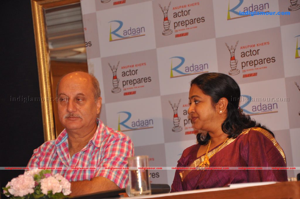 Radaan Mediaworks Promoted by Radikaa Sarath Kumar Event hd photo