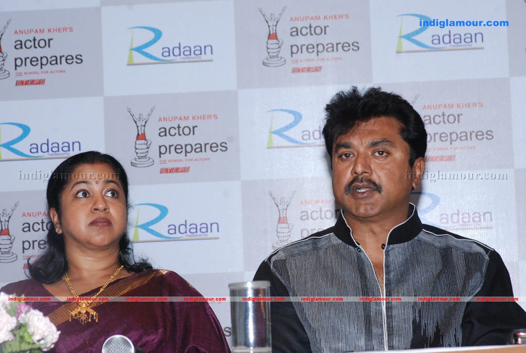 Radaan Mediaworks Promoted by Radikaa Sarath Kumar Event hd photo