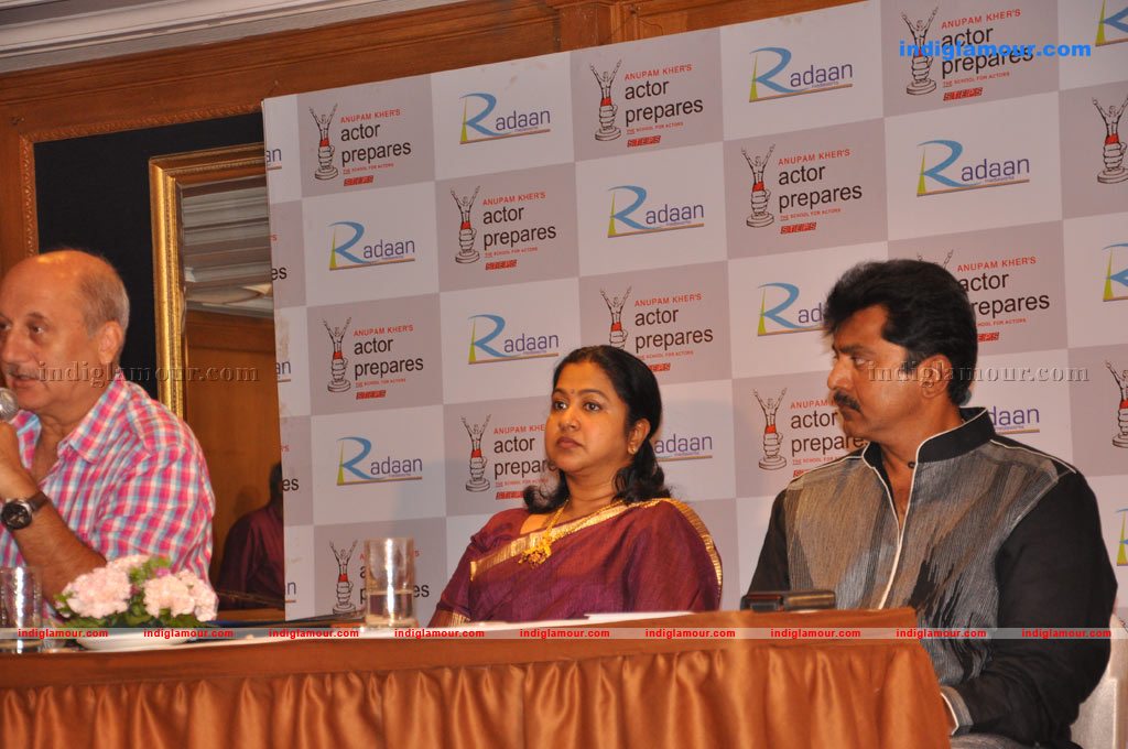 Radaan Mediaworks Promoted by Radikaa Sarath Kumar Event hd photo
