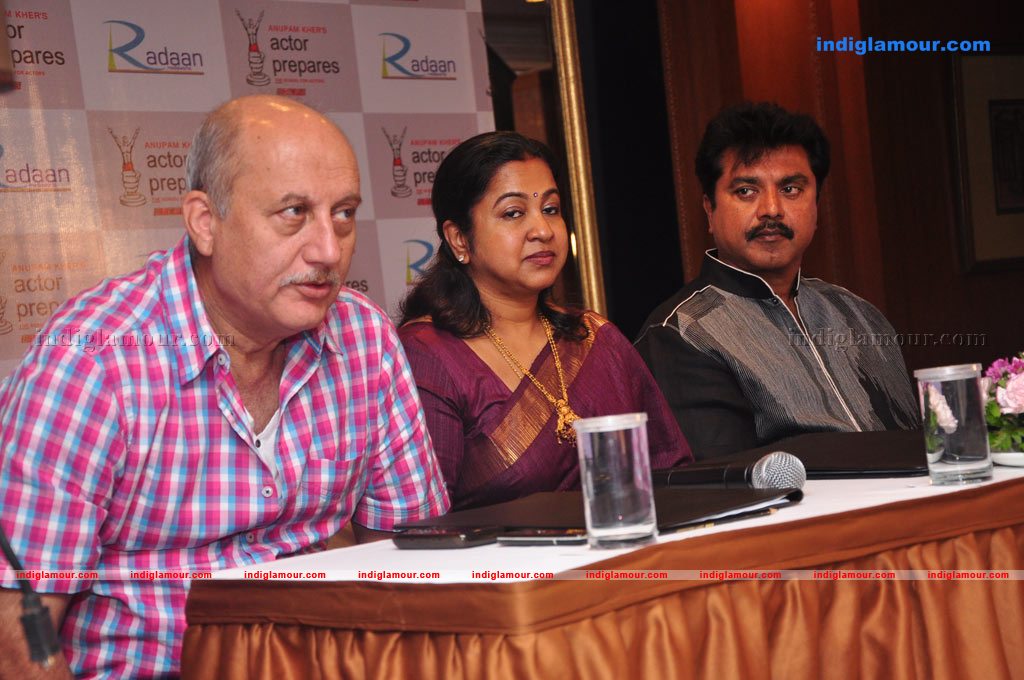 Radaan Mediaworks Promoted by Radikaa Sarath Kumar Event hd photo