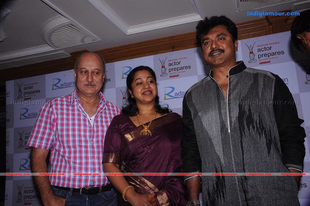 Radaan Mediaworks Promoted by Radikaa Sarath Kumar Event hd photo