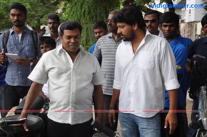 Vidharth, Karunas, Mayilsamy Heritage Car Rally Photos  Event hd photo