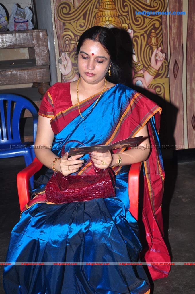 Suganya at Bharathanatya Arangetram Event hd photo