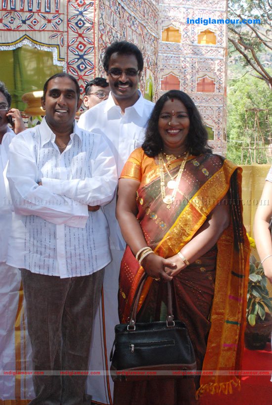 Arun Pandian cousin Reception Stills Event hd photo