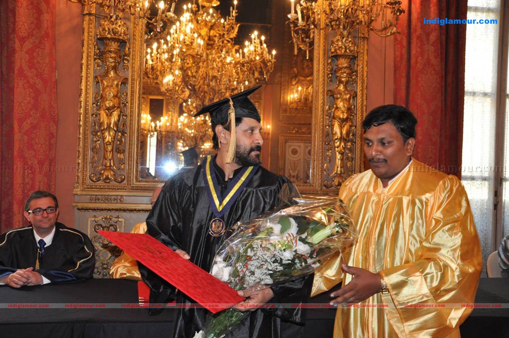 Vikram Honoured With Doctorate Event Photos Event hd photo