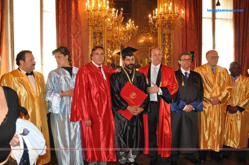 Vikram Honoured With Doctorate Event Photos Event hd photo