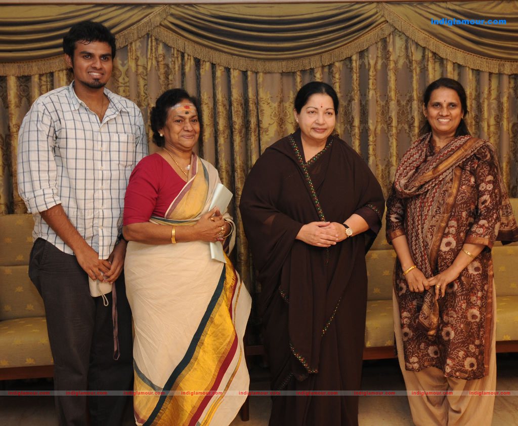 Kollywood stars meets CM Jayalalitha stills Event hd photo