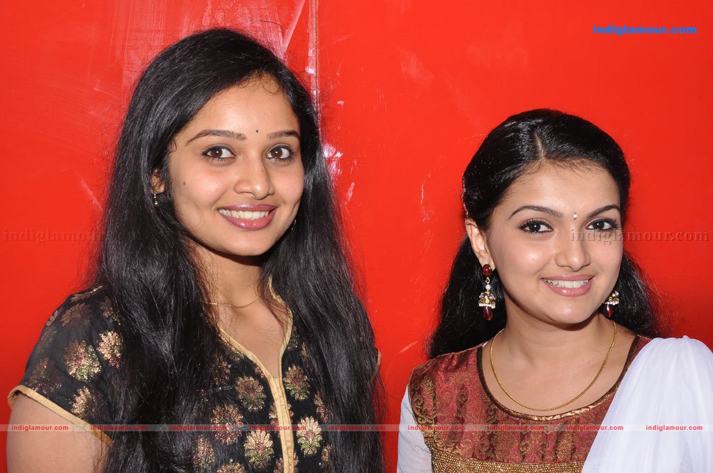 Azhagar Samiyin Kuthirai Audio Launch Photos Event hd photo