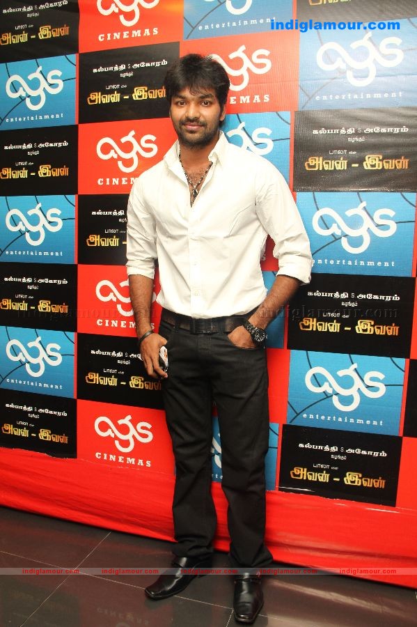 Avan Ivan Premiere Show Stills Event hd photo