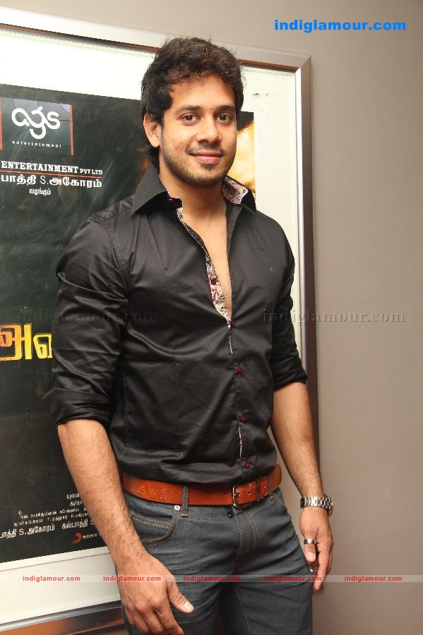 Avan Ivan Premiere Show Stills Event hd photo