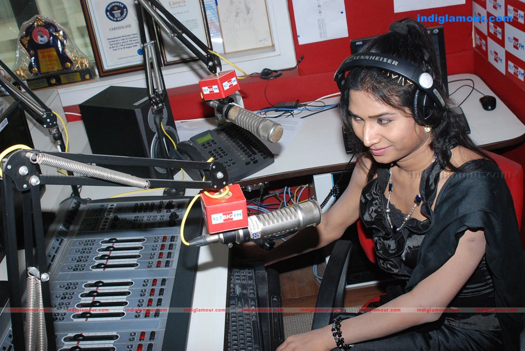 Rose at Big FM Photos Event hd photo