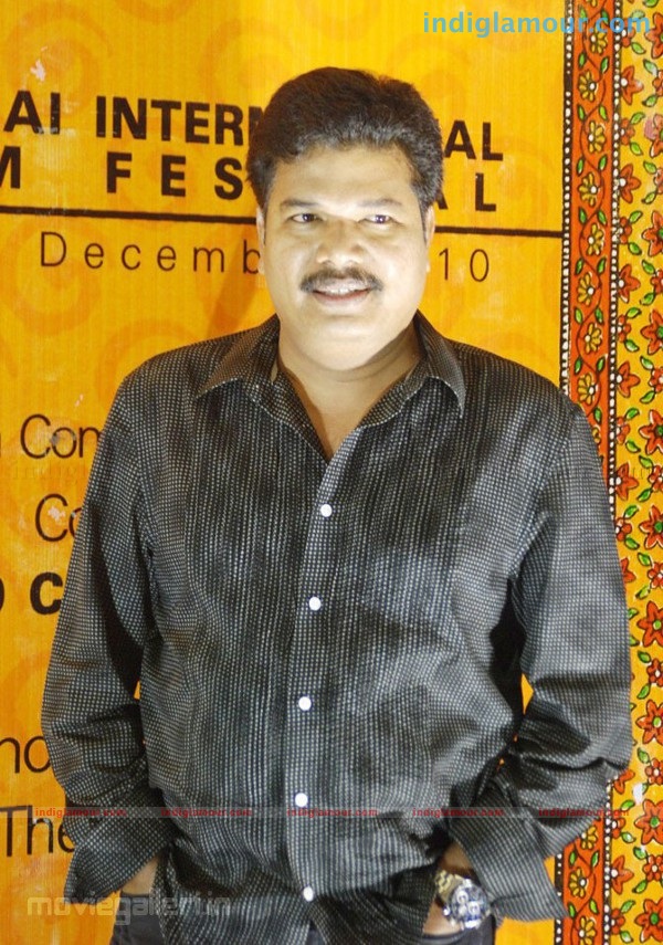 8th CIFF Red Carpet at Inox Theatre Chennai Stills Event hd photo