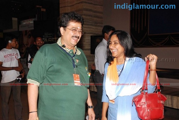 8th CIFF Red Carpet at Inox Theatre Chennai Stills Event hd photo