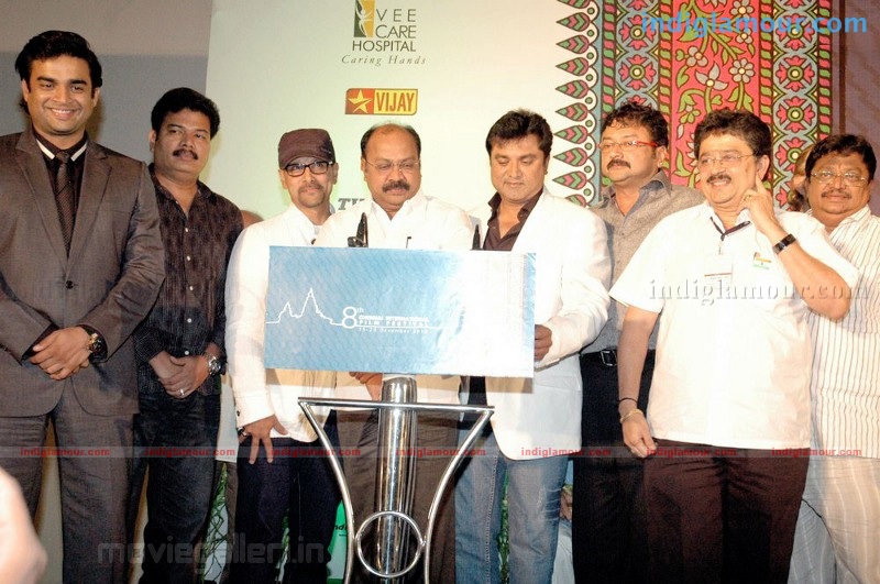 8th CIFF Red Carpet at Inox Theatre Chennai Stills Event hd photo