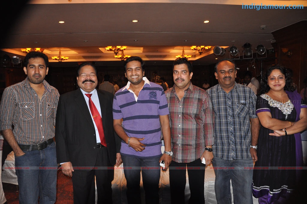 Yuvan Yuveti press meet Event hd photo