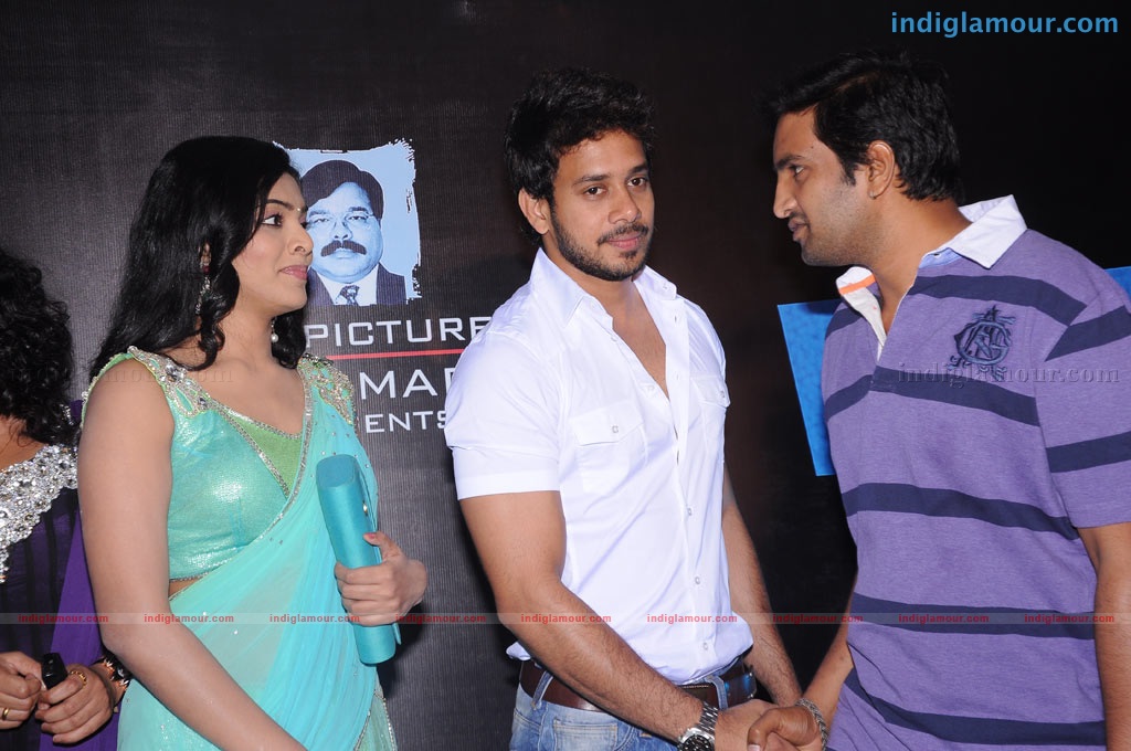 Yuvan Yuveti press meet Event hd photo