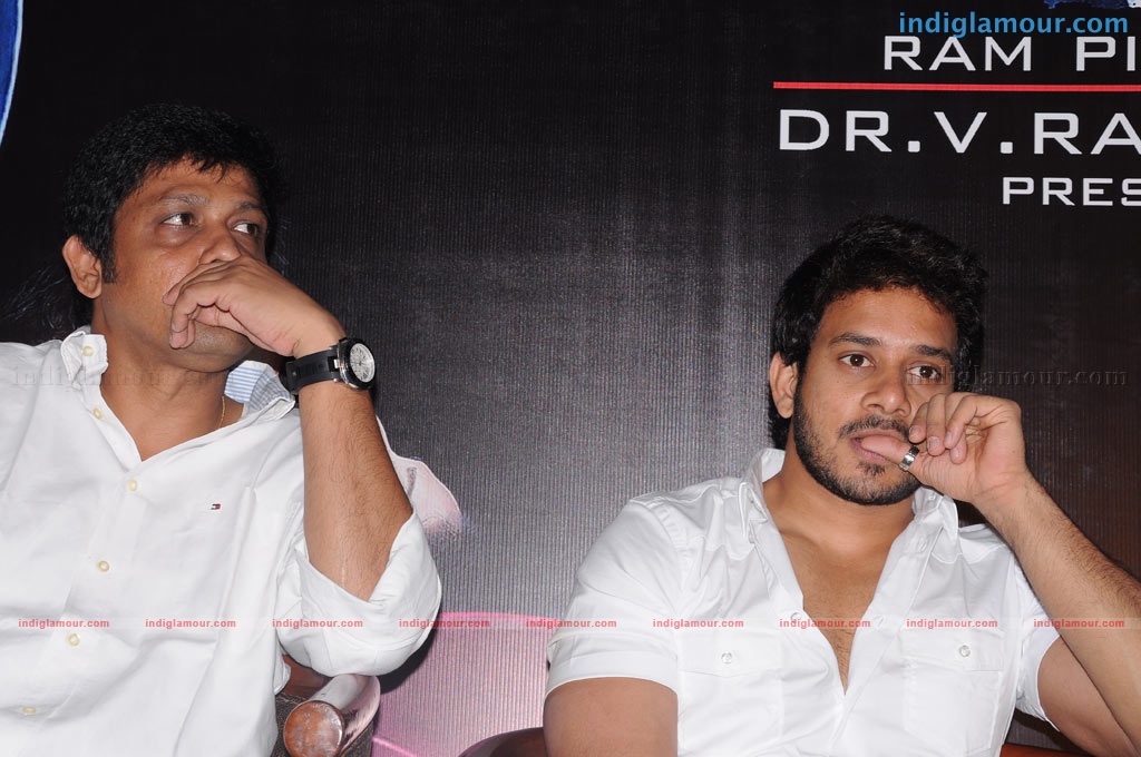 Yuvan Yuveti press meet Event hd photo