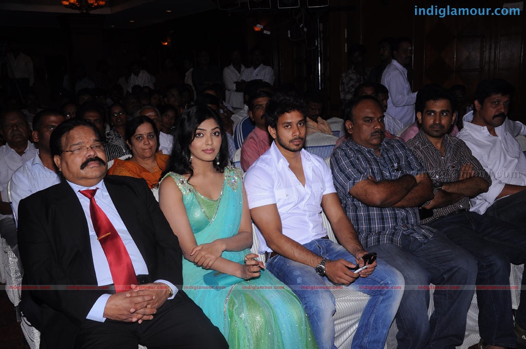 Yuvan Yuveti press meet Event hd photo