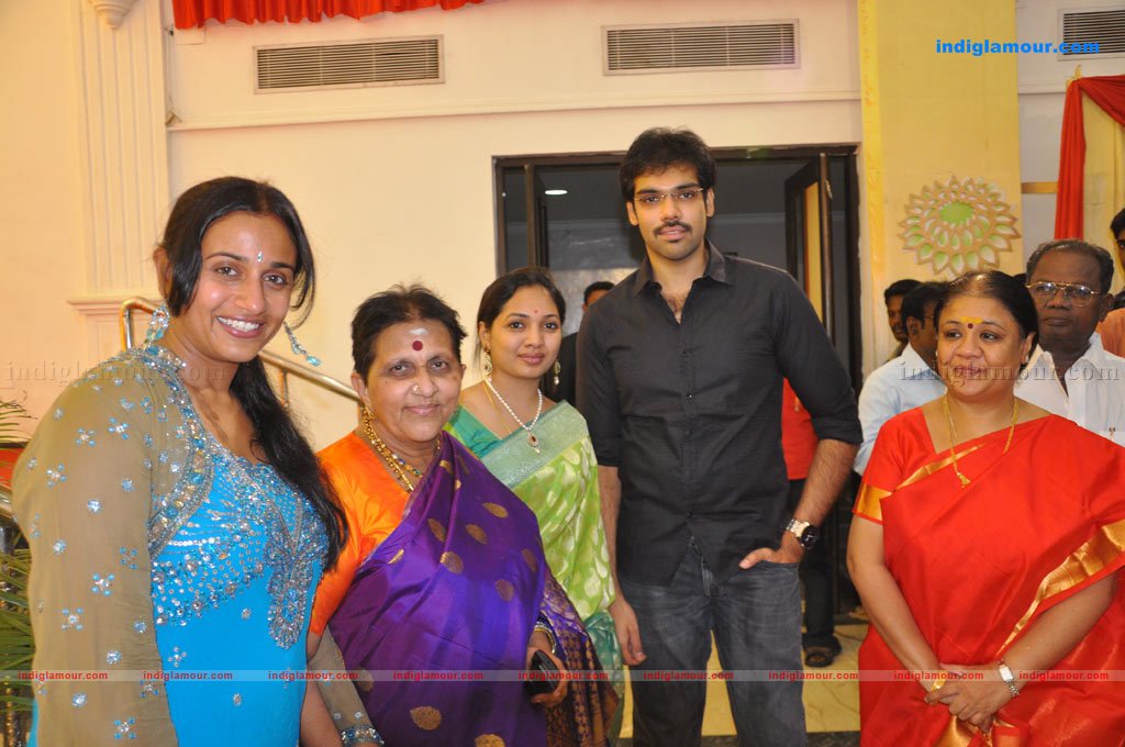 Aparna Pillai Marriage Reception Photos Event hd photo
