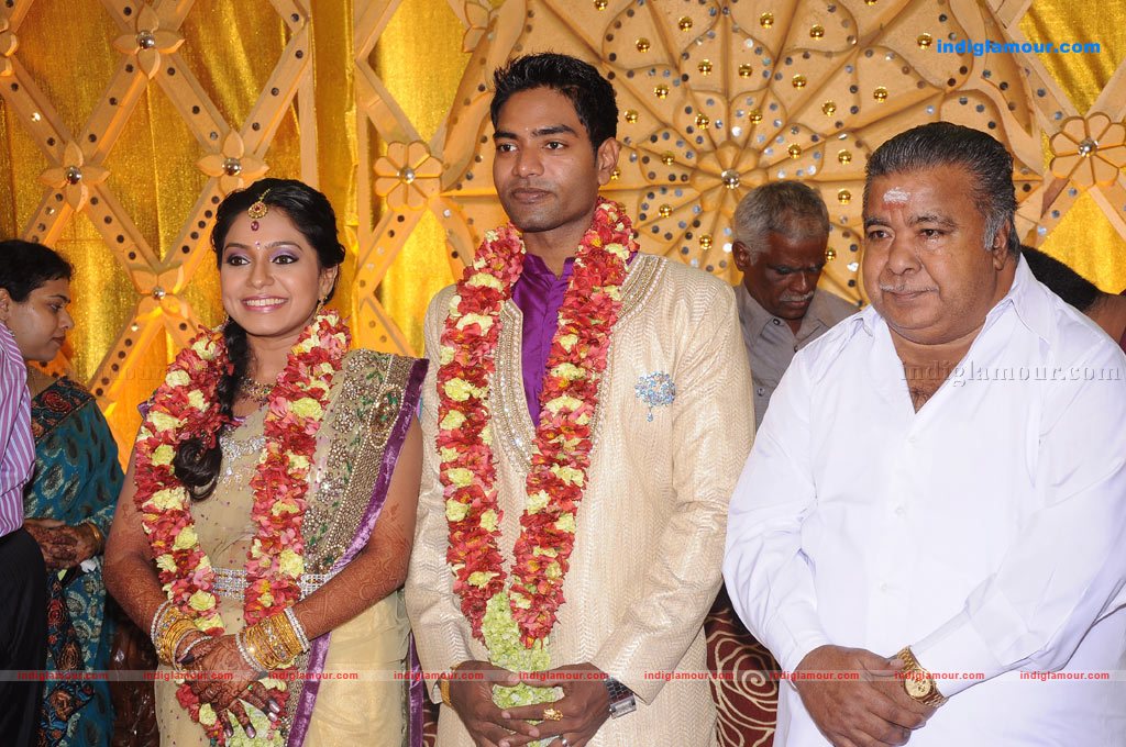 Aparna Pillai Marriage Reception Photos Event hd photo