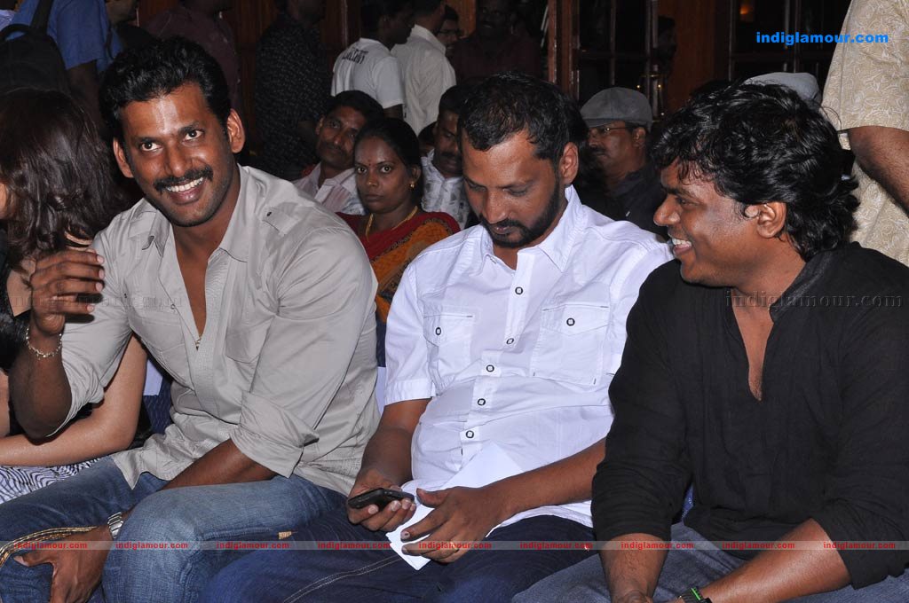 Avan Ivan Audio launch Event hd photo