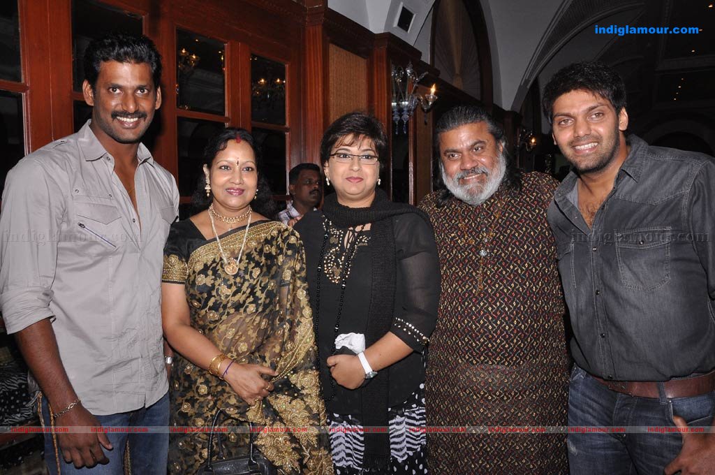 Avan Ivan Audio launch Event hd photo