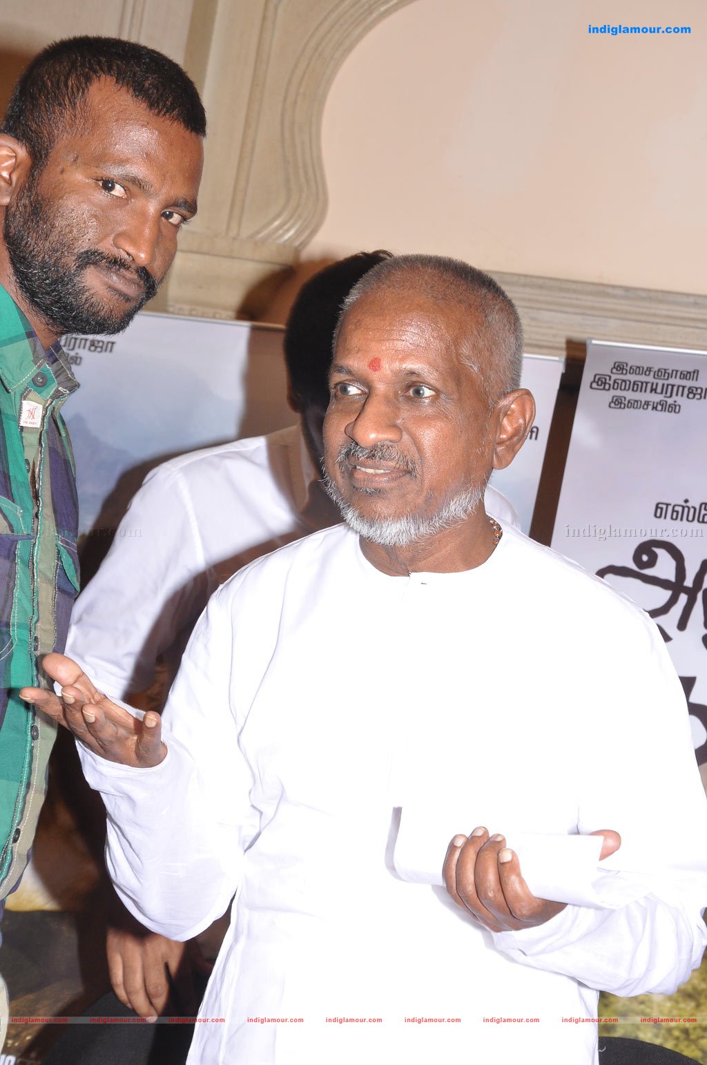 Azhagar Samiyin Kuthirai press meet Event hd photo