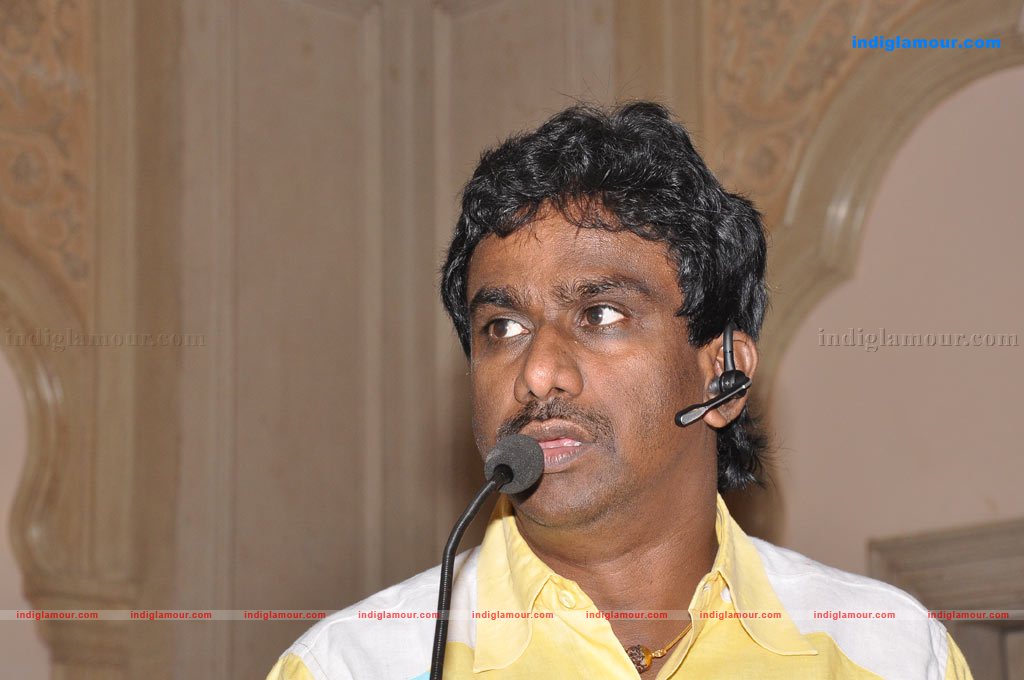 Azhagar Samiyin Kuthirai press meet Event hd photo