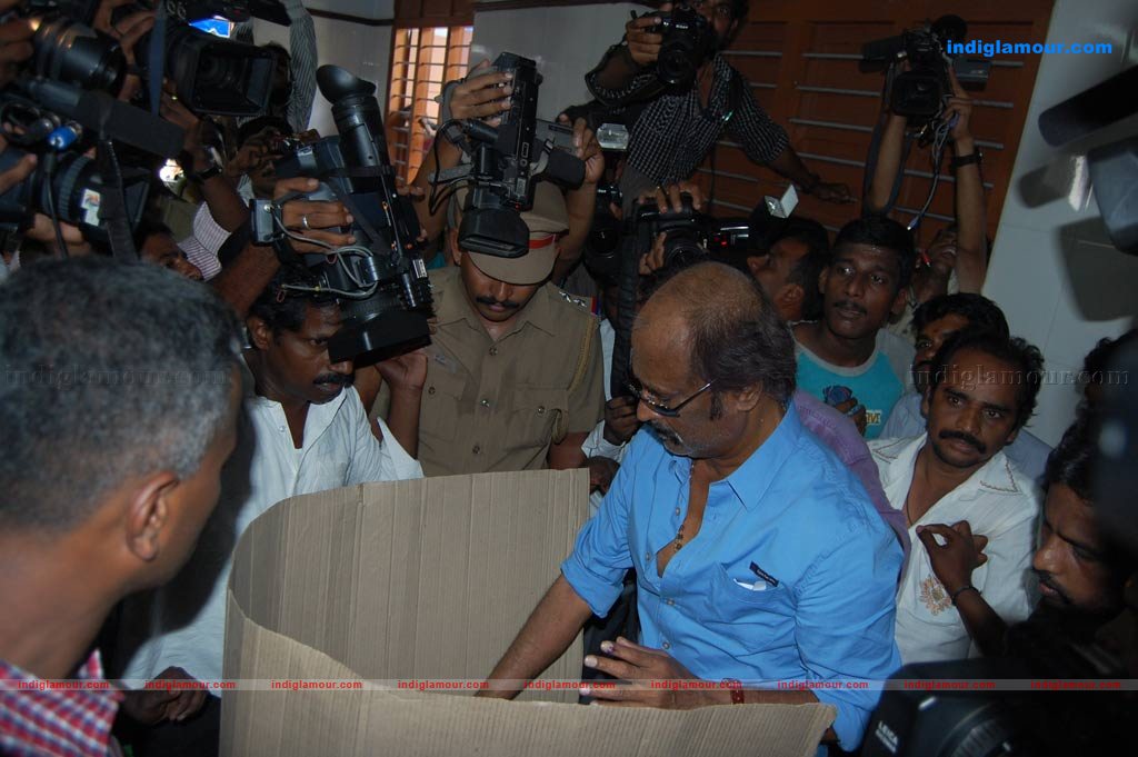  Celebrities Vote Event hd photo