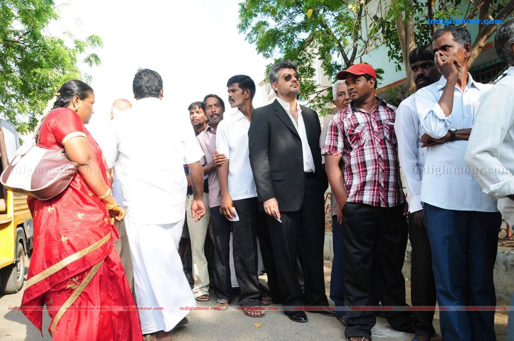  Celebrities Vote Event hd photo