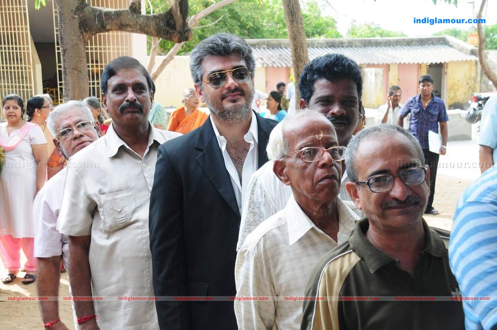  Celebrities Vote Event hd photo