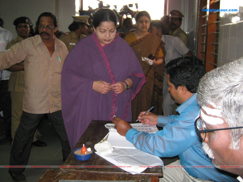  Celebrities Vote Event hd photo